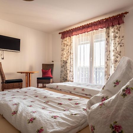 Pension Ambros Büchlberg Extérieur photo