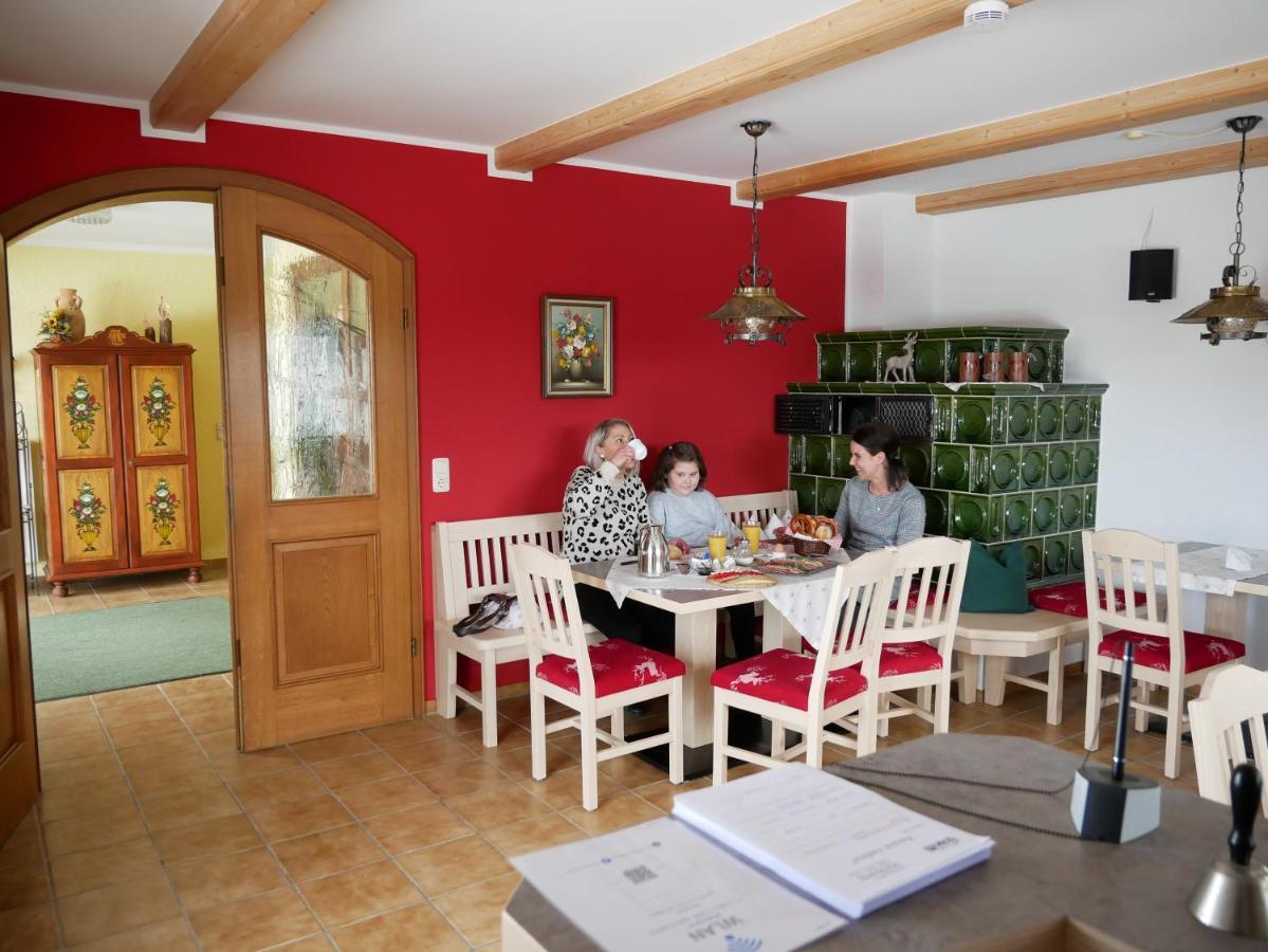 Pension Ambros Büchlberg Extérieur photo